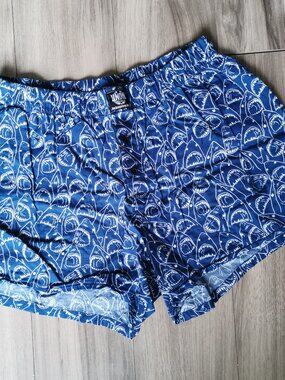 Shark print French boxer